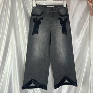 Donoratico Gray Wide Leg Cropped Jeans with Black Lace Accents Size M